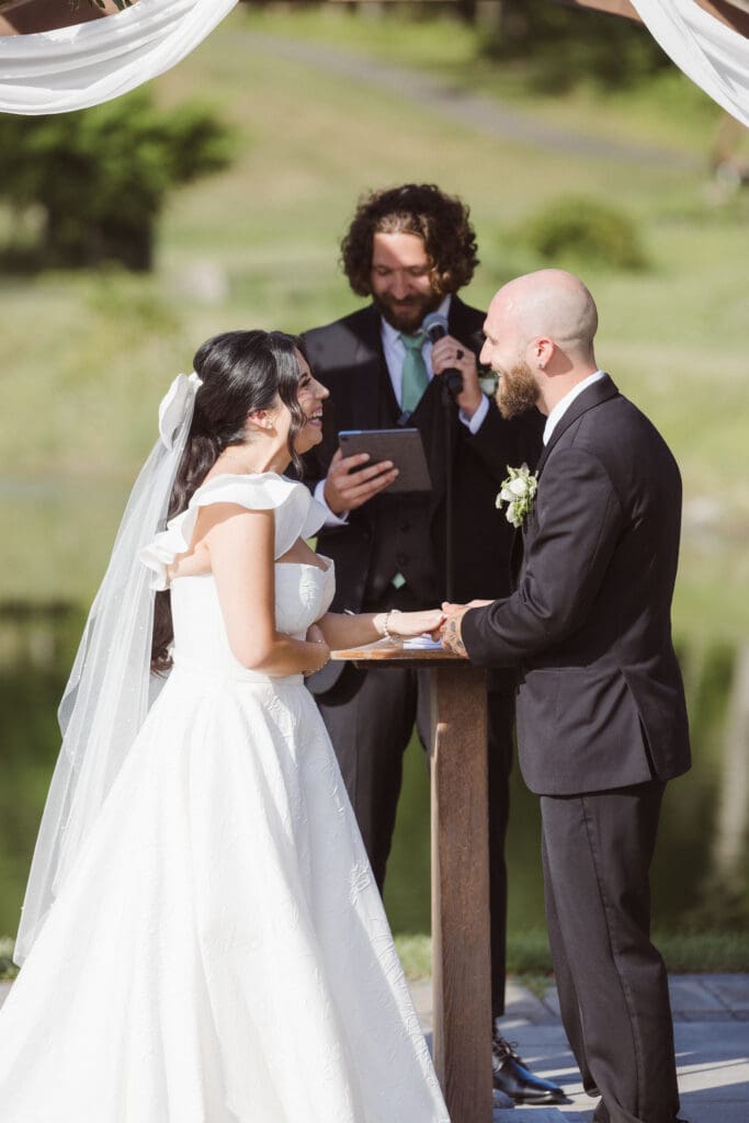 ceremony-bear-brook-valley-nj-wedding-photos-by-suess-moments-photography