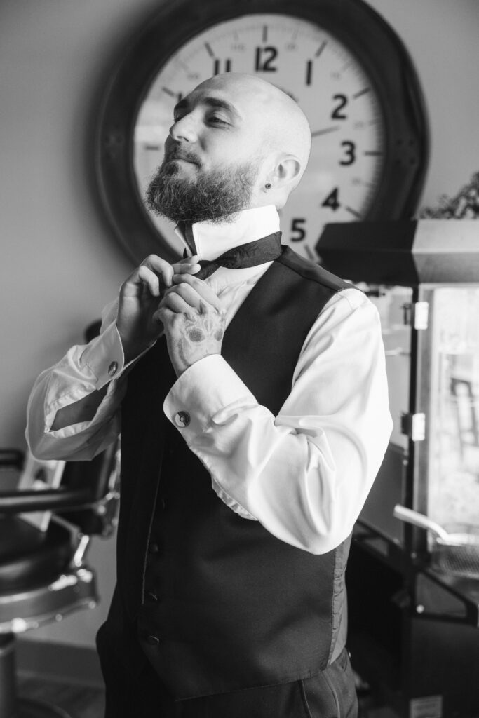 what-are-groom-prep-getting-ready-photos-by-nj-wedding-photographer-suess-moments