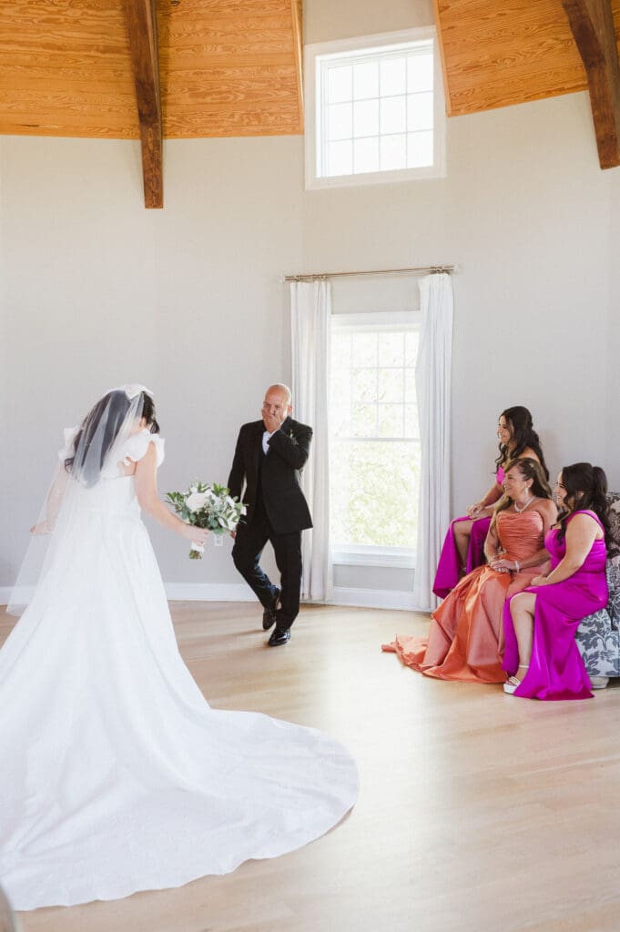 bridal-prep-photos-by-suess-moments-nj-photographer