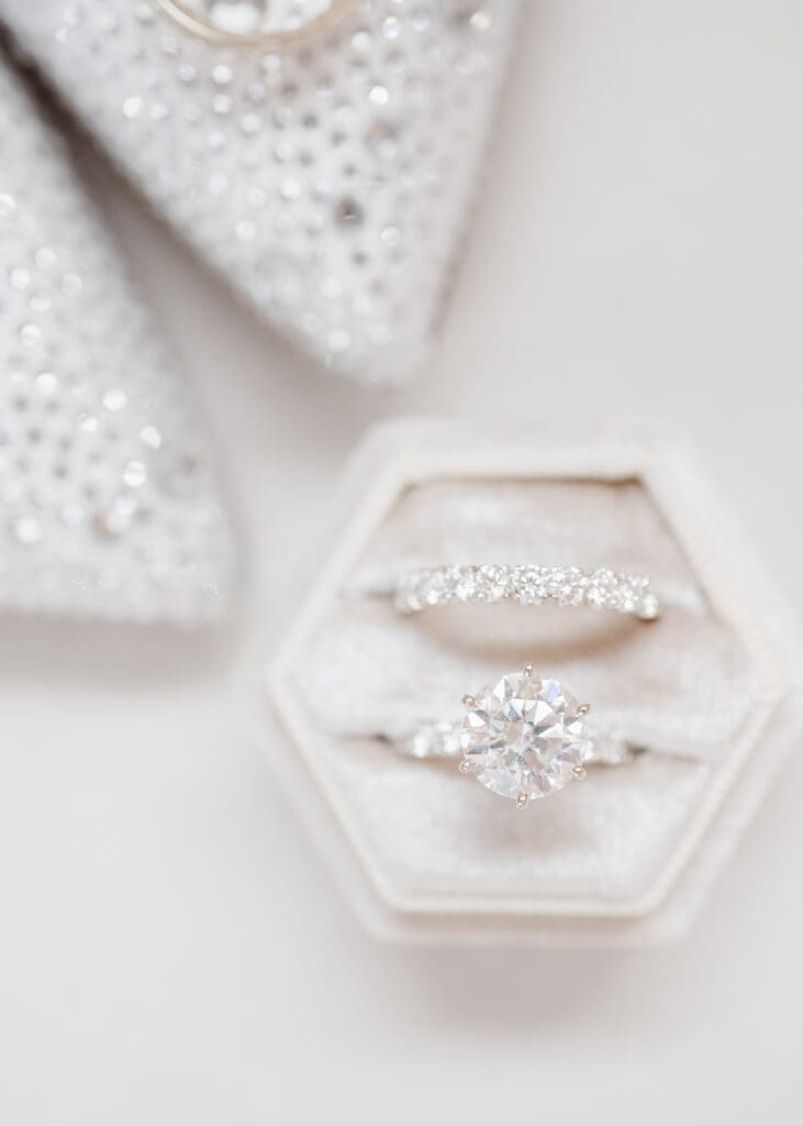 wedding-photos-of-details-as-a-flat-lay-by-suess-moments-nj-photographer