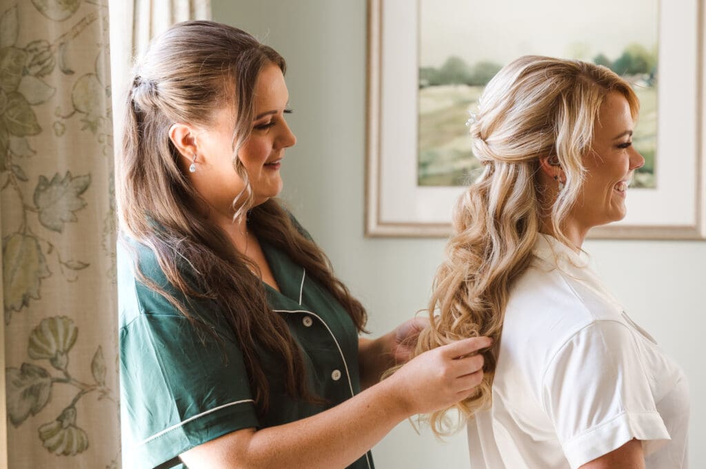 bridal-prep-photos-by-suess-moments-nj-photographer