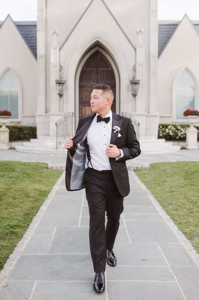 what-are-groom-prep-getting-ready-photos-by-nj-wedding-photographer-suess-moments