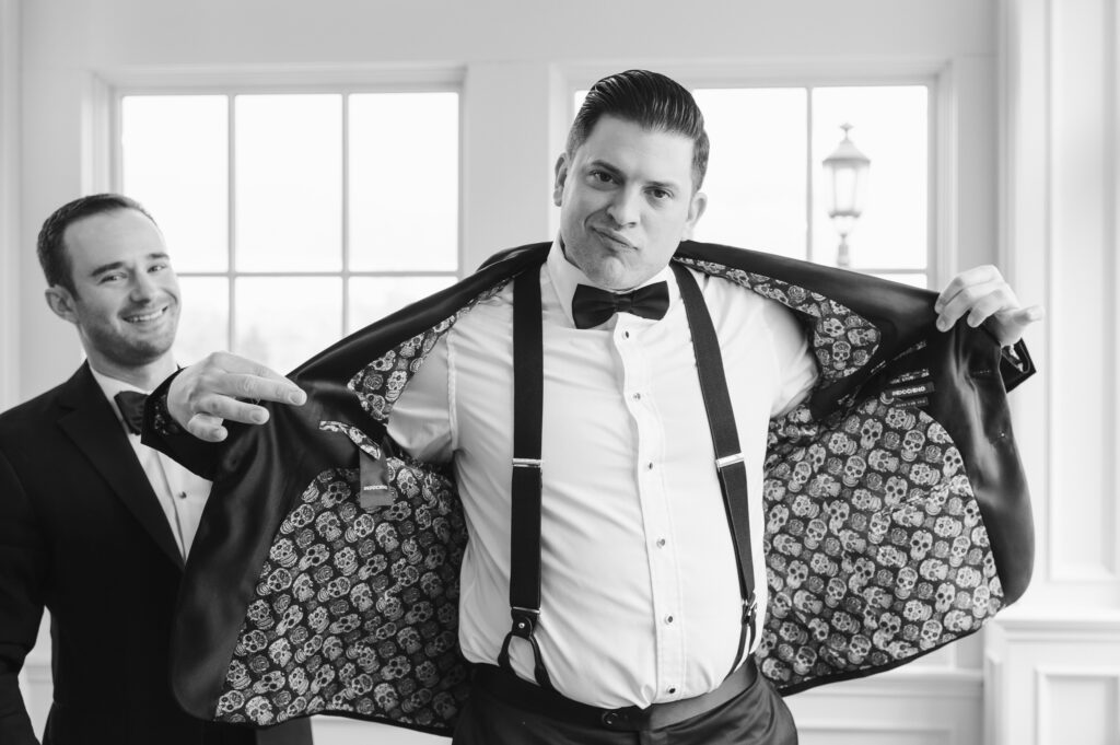what-are-groom-prep-getting-ready-photos-by-nj-wedding-photographer-suess-moments