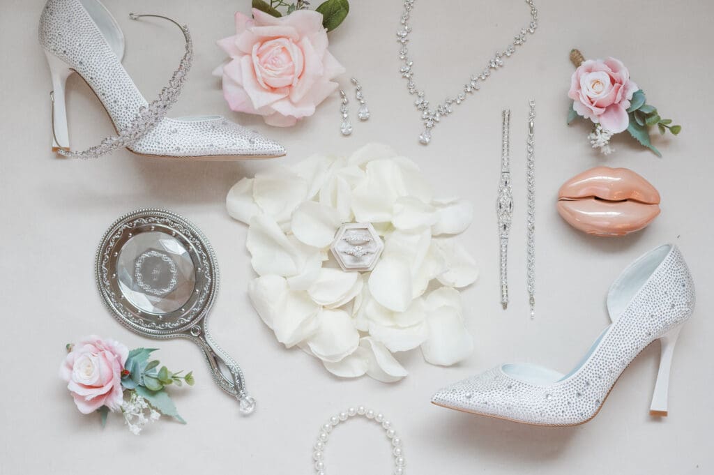 wedding-photos-of-details-as-a-flat-lay-by-suess-moments-nj-photographer