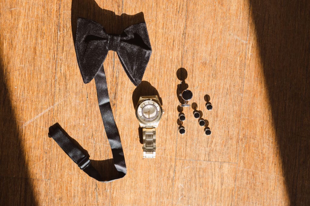 creative-groom-wedding-photos-of-details-as-a-flat-lay-by-suess-moments-nj-photographer