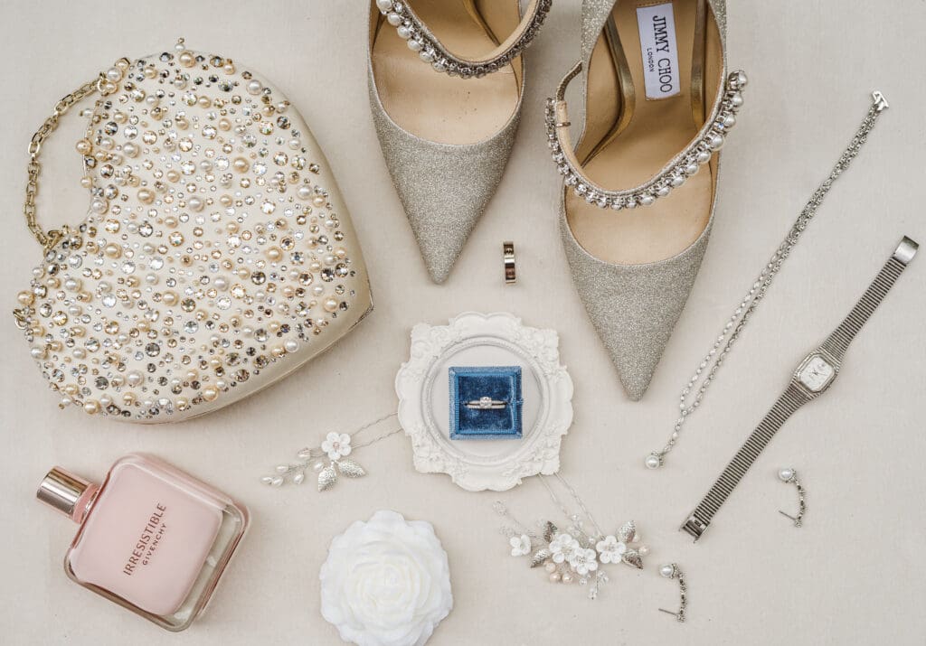 wedding-photos-of-details-as-a-flat-lay-by-suess-moments-nj-photographer