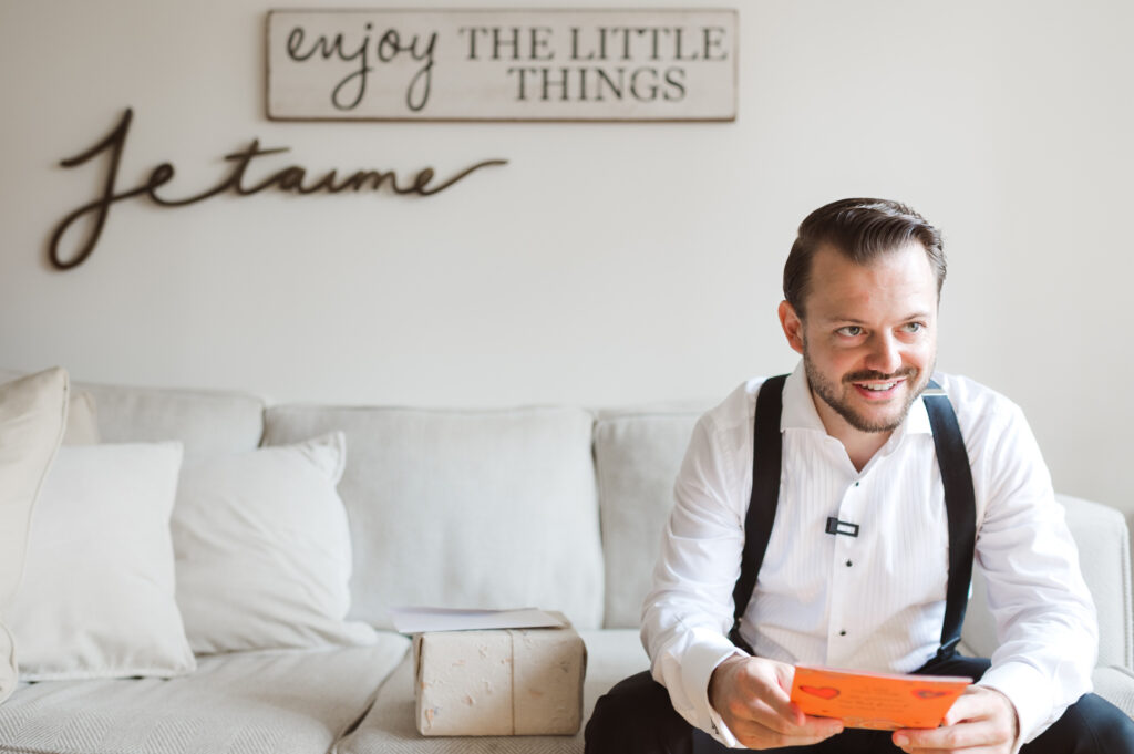 what-are-groom-prep-getting-ready-photos-by-nj-wedding-photographer-suess-moments