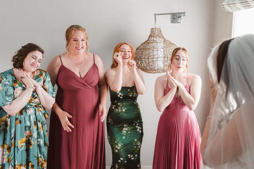 bridal-prep-photos-by-suess-moments-nj-photographer