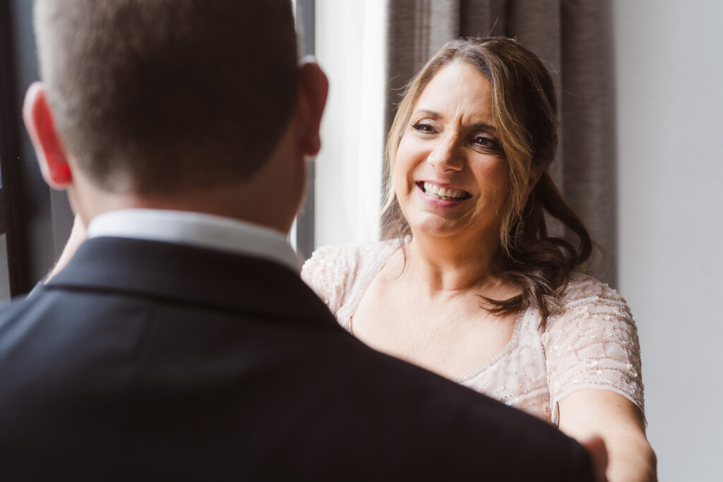 what-are-groom-prep-getting-ready-photos-by-nj-wedding-photographer-suess-moments