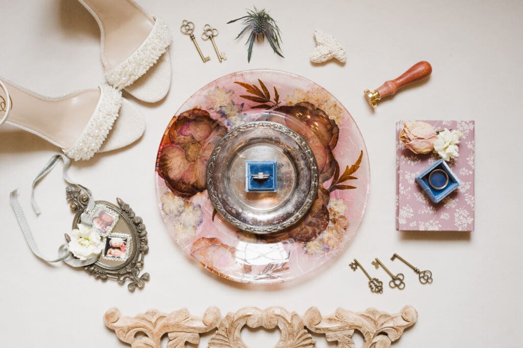 wedding-photos-of-details-as-a-flat-lay-by-suess-moments-nj-photographer