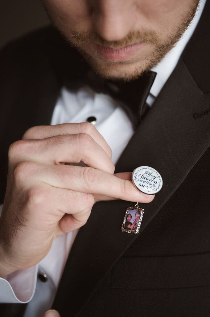 groom-prep-photos-at-sheraton-eatontown-nj