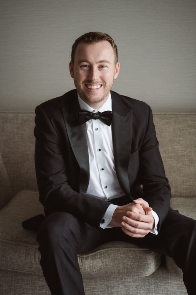 groom-prep-photos-at-sheraton-eatontown-nj