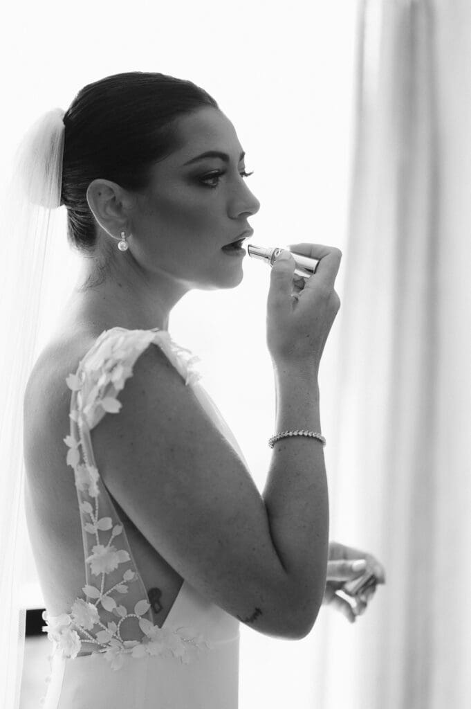 getting-ready-bride-portrait-at-the-park-loft-new-jersey-bridal-suite