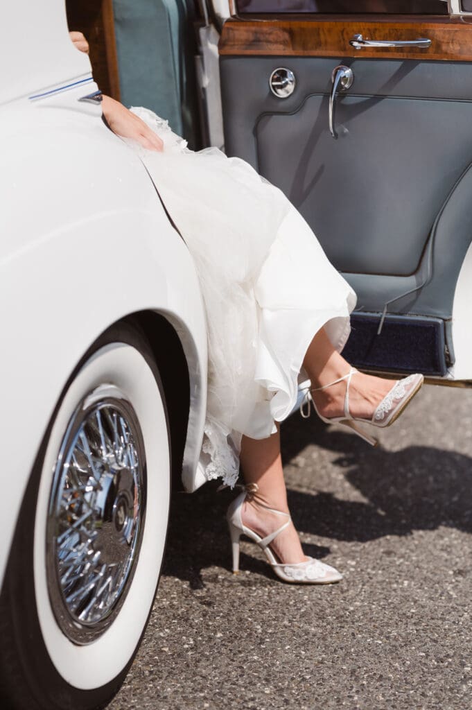bride-on-wedding-day-with-rolls-royce