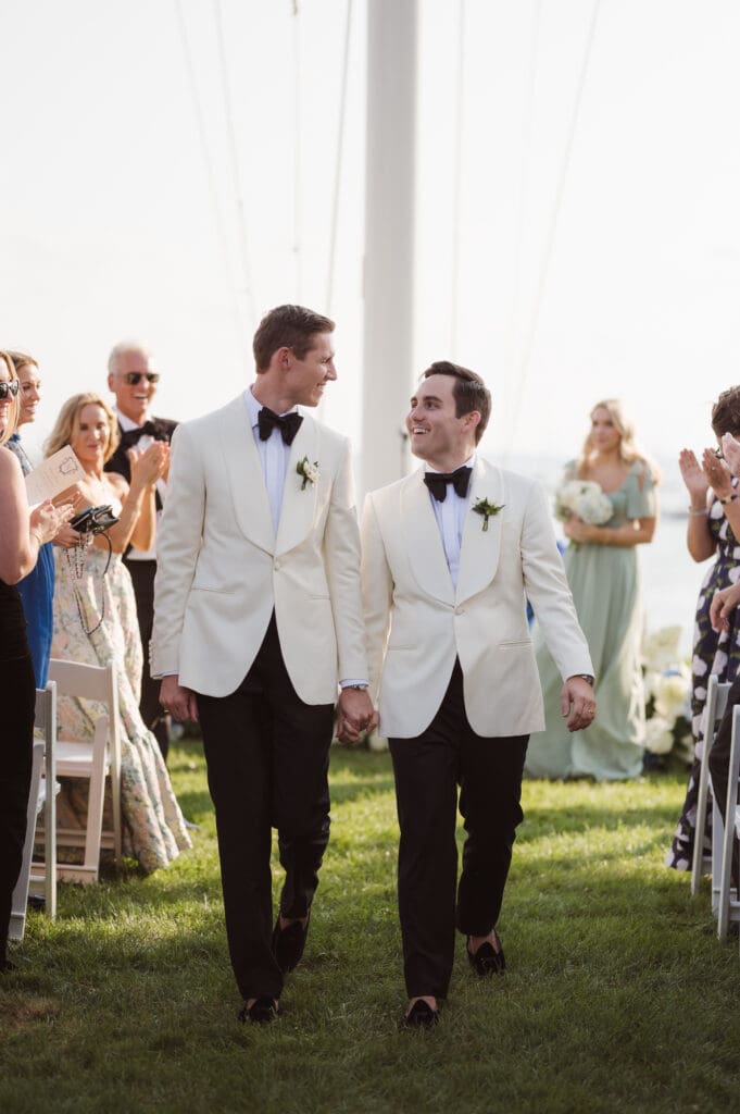 a-gay-couple-wedding-photos-by-suess-moments-photography