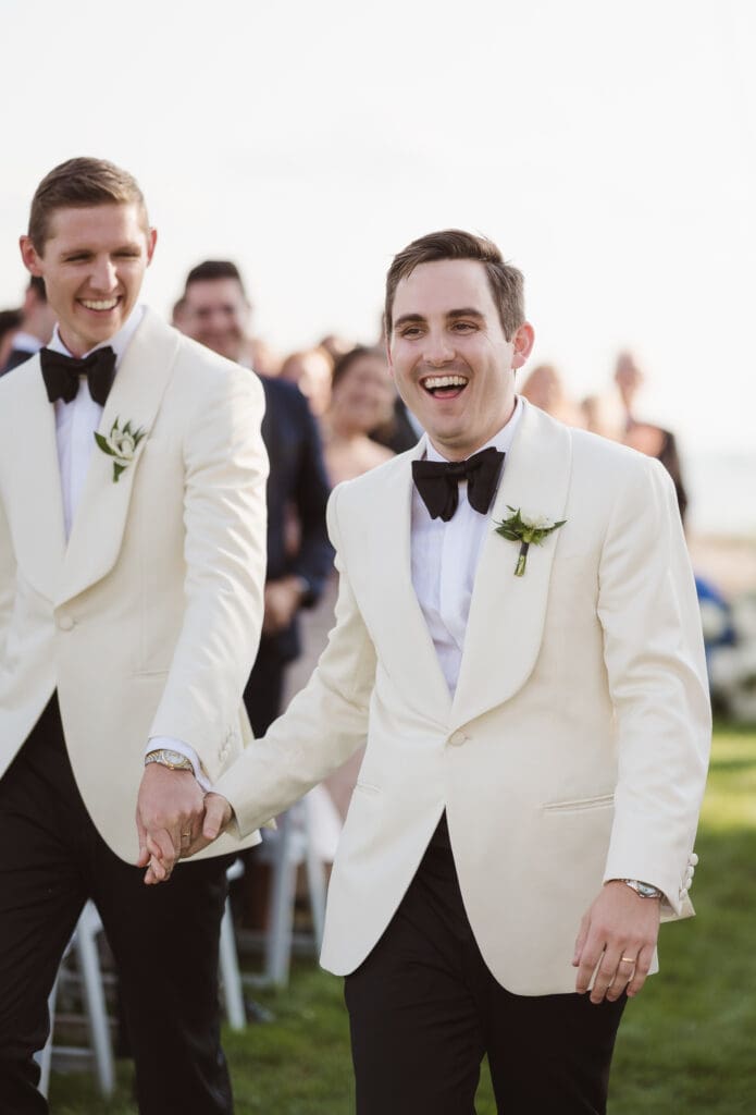 a-gay-couple-wedding-photos-by-suess-moments-photography