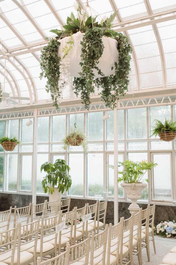 ceremony-wedding-photos-in-the-conservatory-at-the-madison-hotel-new-jersey-by-suess-moments