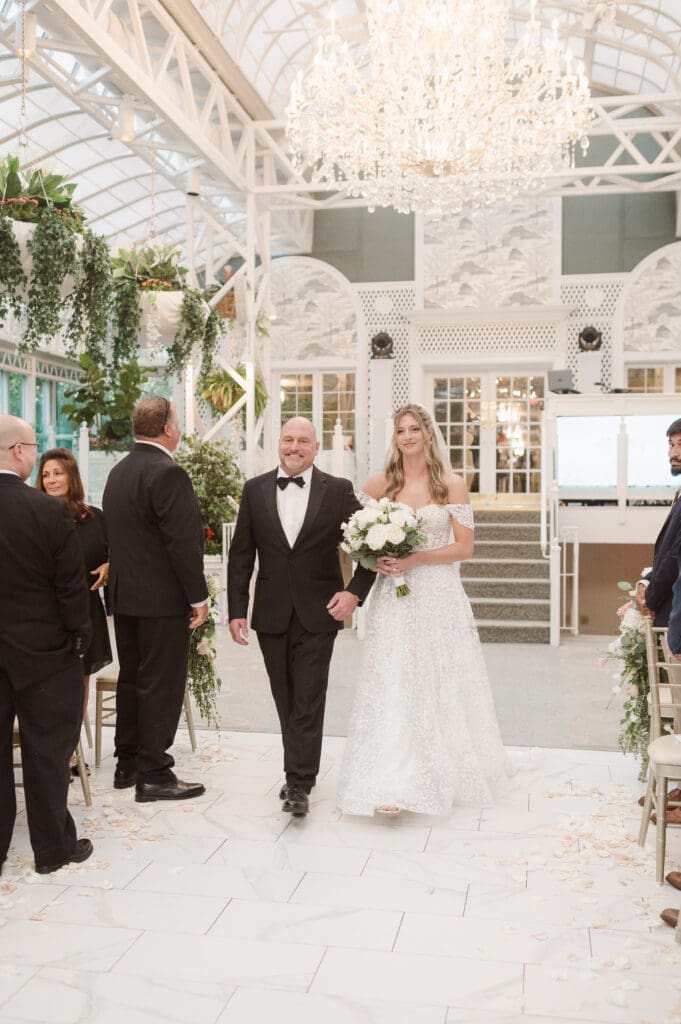 ceremony-wedding-photos-in-the-conservatory-at-the-madison-hotel-new-jersey-by-suess-moments