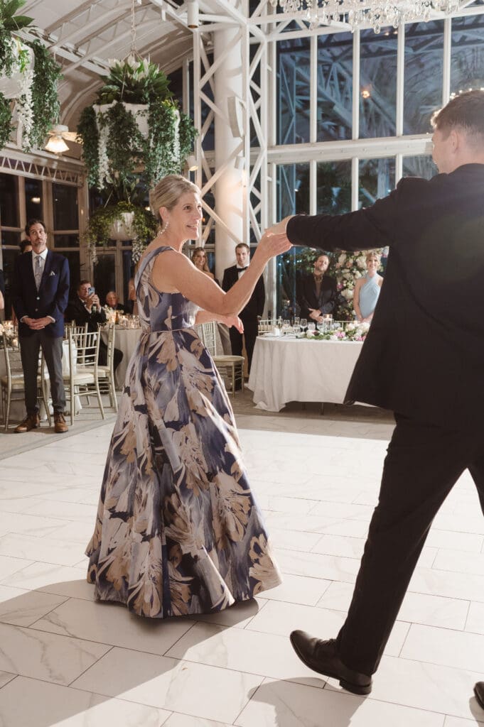 wedding-reception-photos-at-the-conservatory-madison-hotel-nj