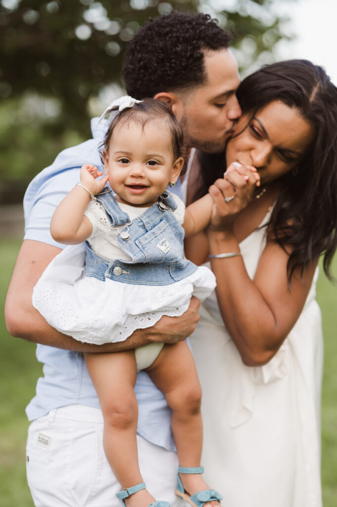 family-photographer-nj-jersey-city-liberty-state-park-photos-by-miranda-suess