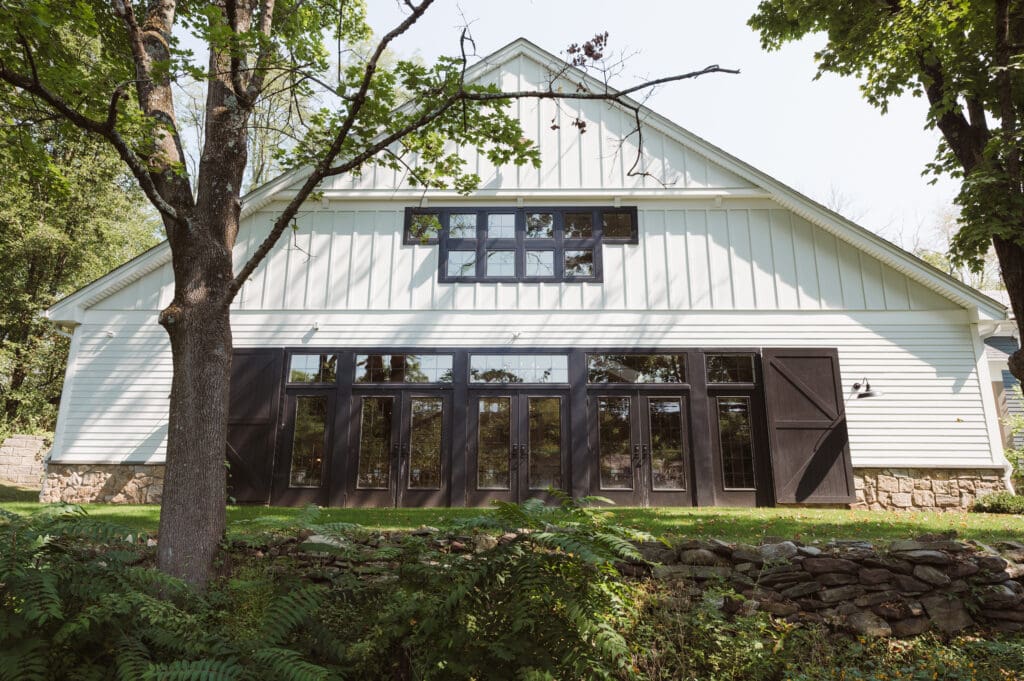 inn-at-millrace-pond-wedding-venue-photos-by-suess-moments