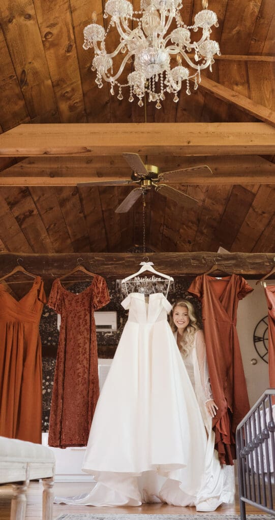 bridal-prep-getting-ready-photos-by-suess-moments-photography