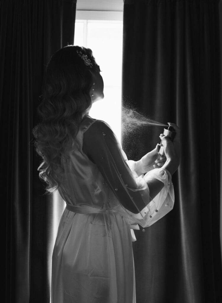 perfume-bridal-shot