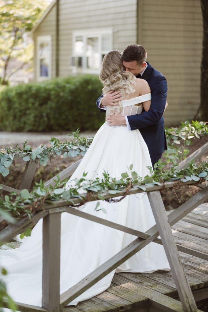 inn-at-millrace-pond-wedding-photos-by-suess-moments-photography-nj