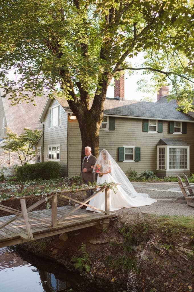 inn-at-millrace-pond-wedding-photos-by-suess-moments-photography-nj