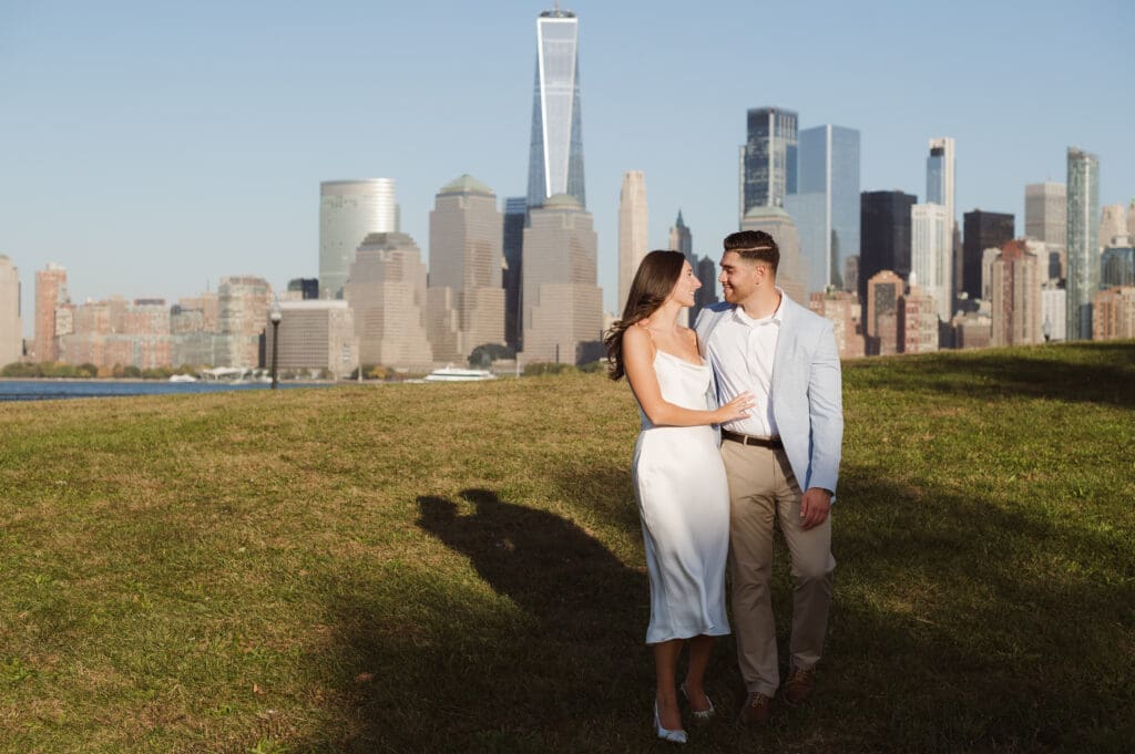 nyc-skyline-engagement-photos-liberty-state-park-nj-by-suess-moments