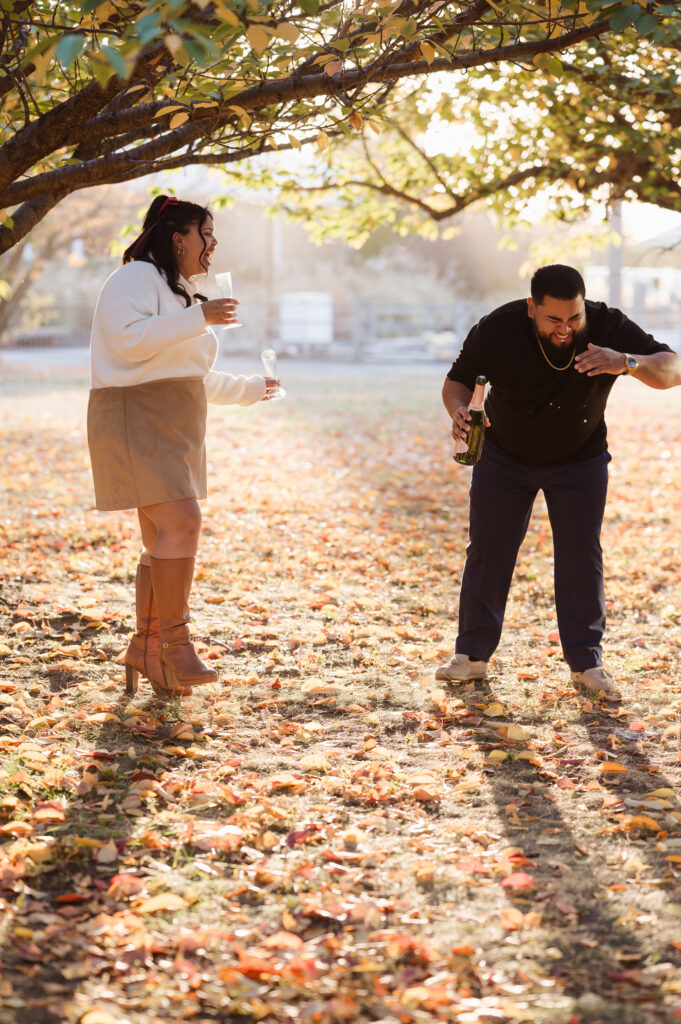 liberty-state-park-fall-season-engagement-photos-by-suess-moments