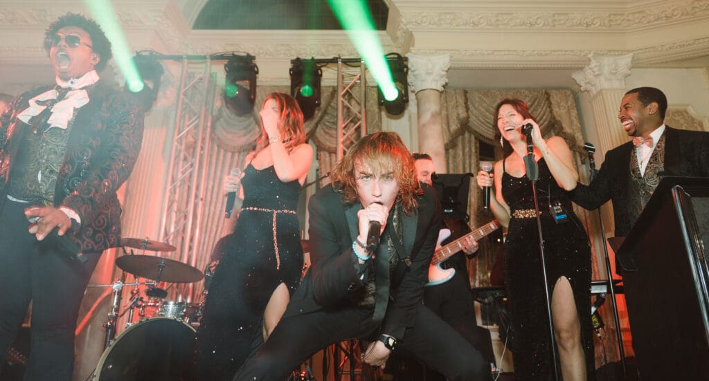 live-band-pleasantdale-chateau-nj-wedding-photos-by-photographer-suess-moments