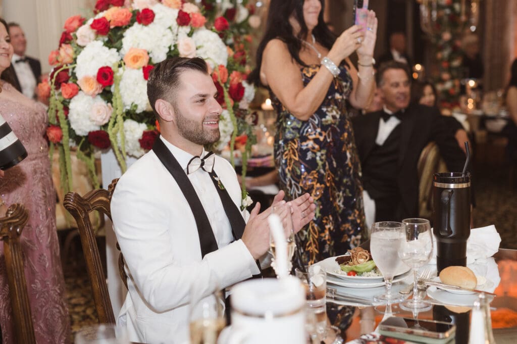 candids-pleasantdale-chateau-nj-wedding-photos-by-photographer-suess-moments