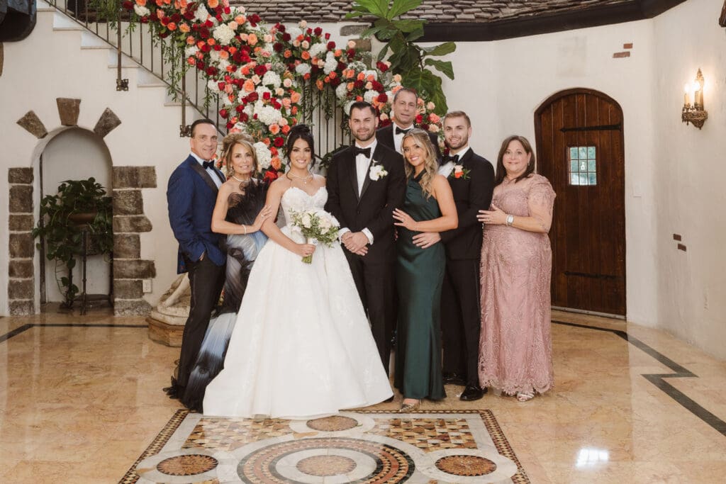 family-photo-pleasantdale-chateau-nj-wedding-photos-by-photographer-suess-moments
