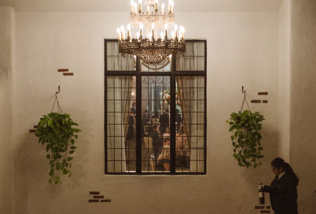 inside-look-pleasantdale-chateau-nj-wedding-photos-by-photographer-suess-moments