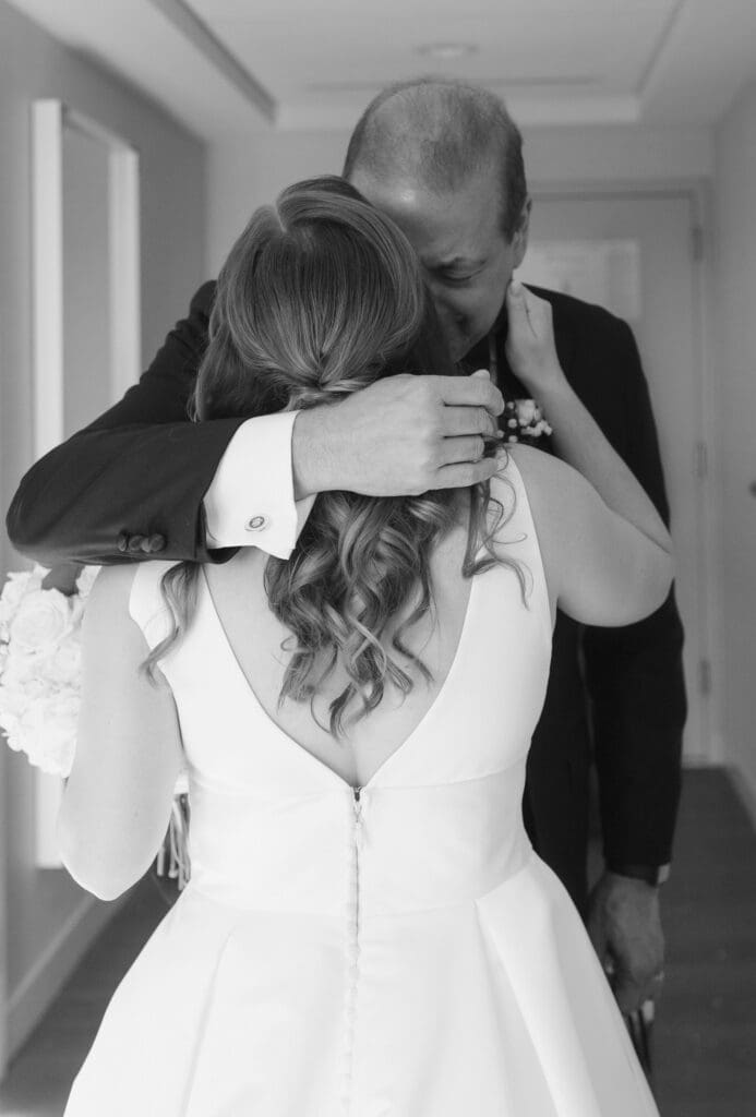 daddy-daughter-first-look-on-wedding-day