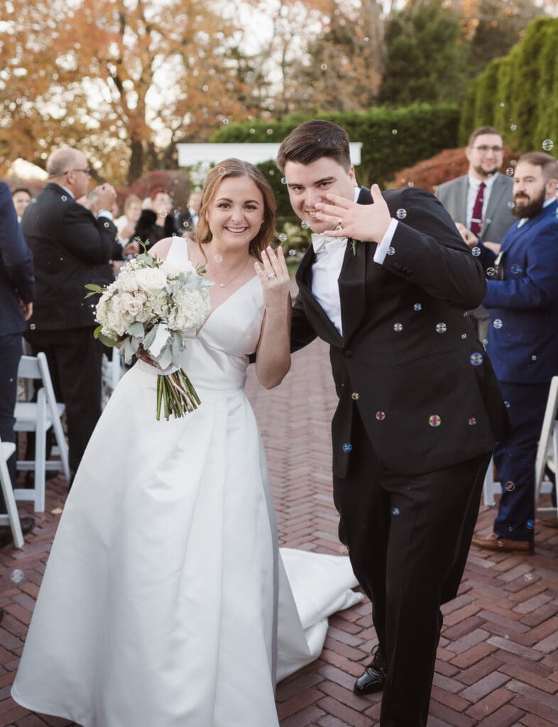 just-married-wedding-photos-at-the-mill-lakeside-manor-by-suess-moments-wedding-photographer-nj