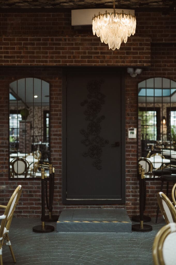 cocktail-hour-the-park-loft-nj-wedding-photo-by-suess-moments-photography