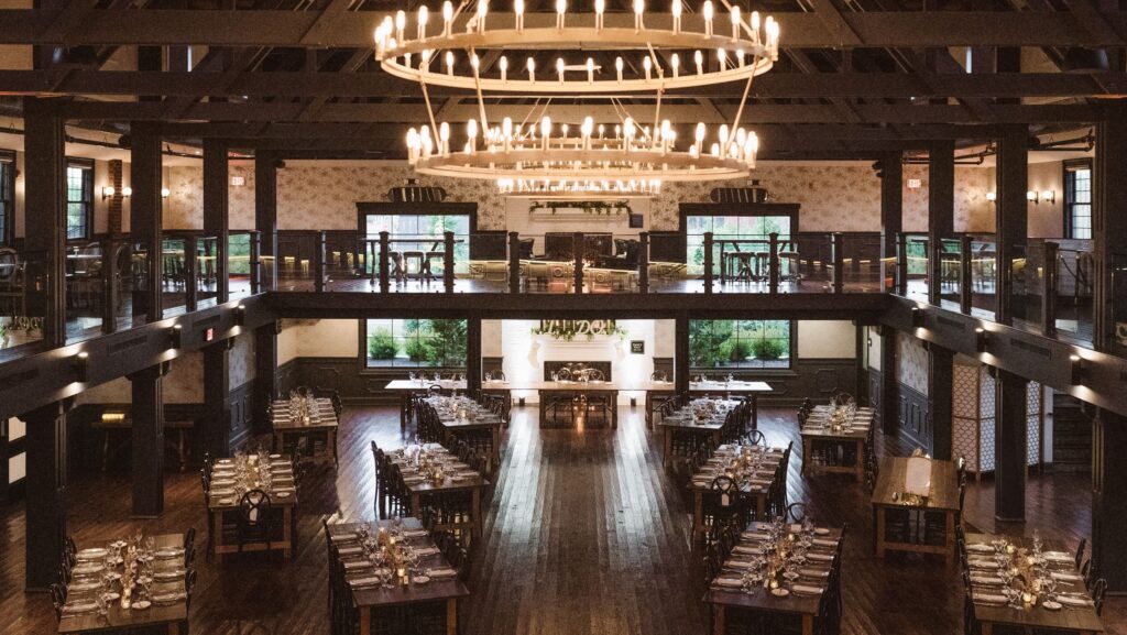 reception-winter-wedding-photos-at-the-park-loft-nj-by-suess-moments-photography