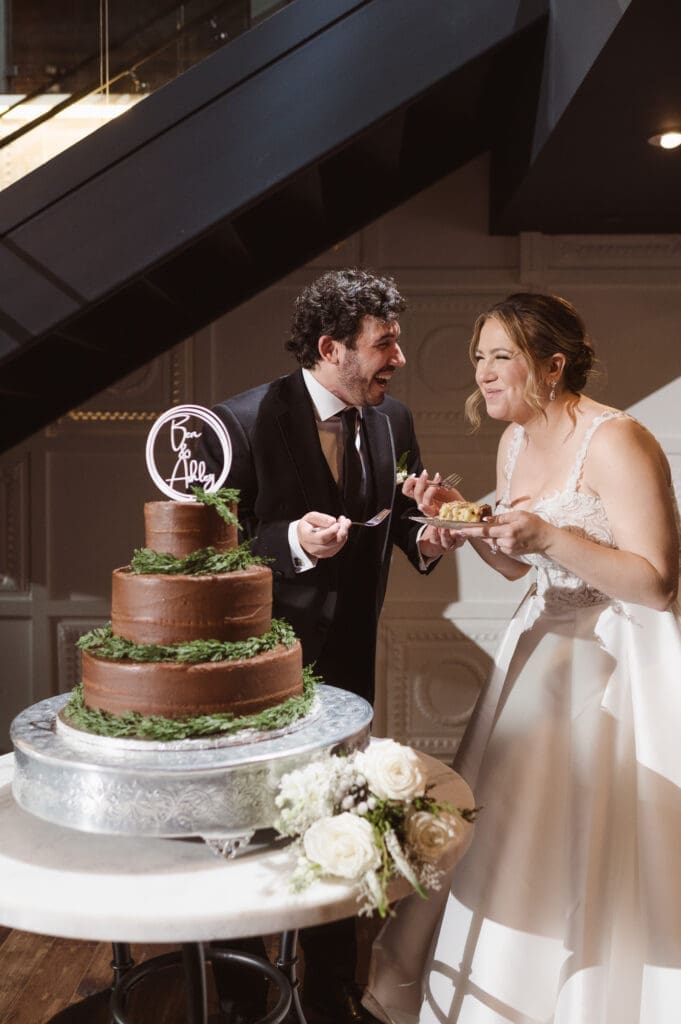 winter-wedding-photos-at-the-park-loft-nj-by-suess-moments-photography