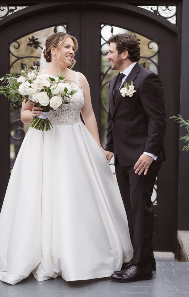 winter-wedding-photos-at-the-park-loft-nj-by-suess-moments-photography
