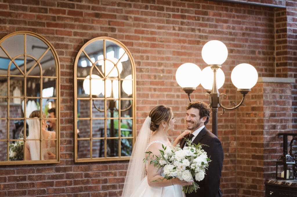 winter-wedding-photos-at-the-park-loft-nj-by-suess-moments-photography