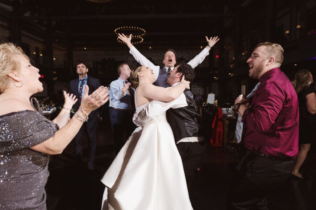 winter-wedding-photos-at-the-park-loft-nj-by-suess-moments-photography