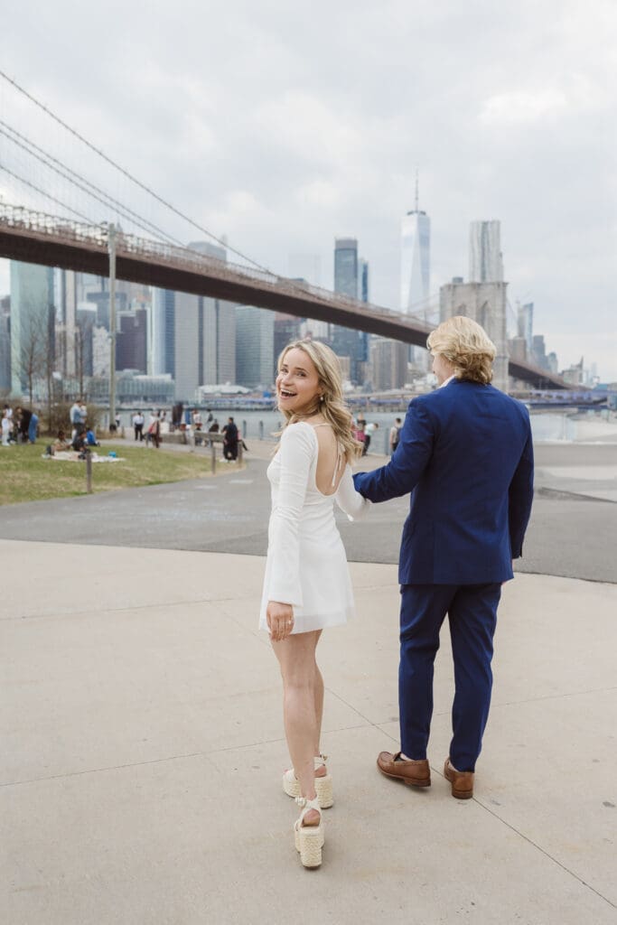 dumbo-brooklyn-nyc-engagement-photos-by-suess-moments
