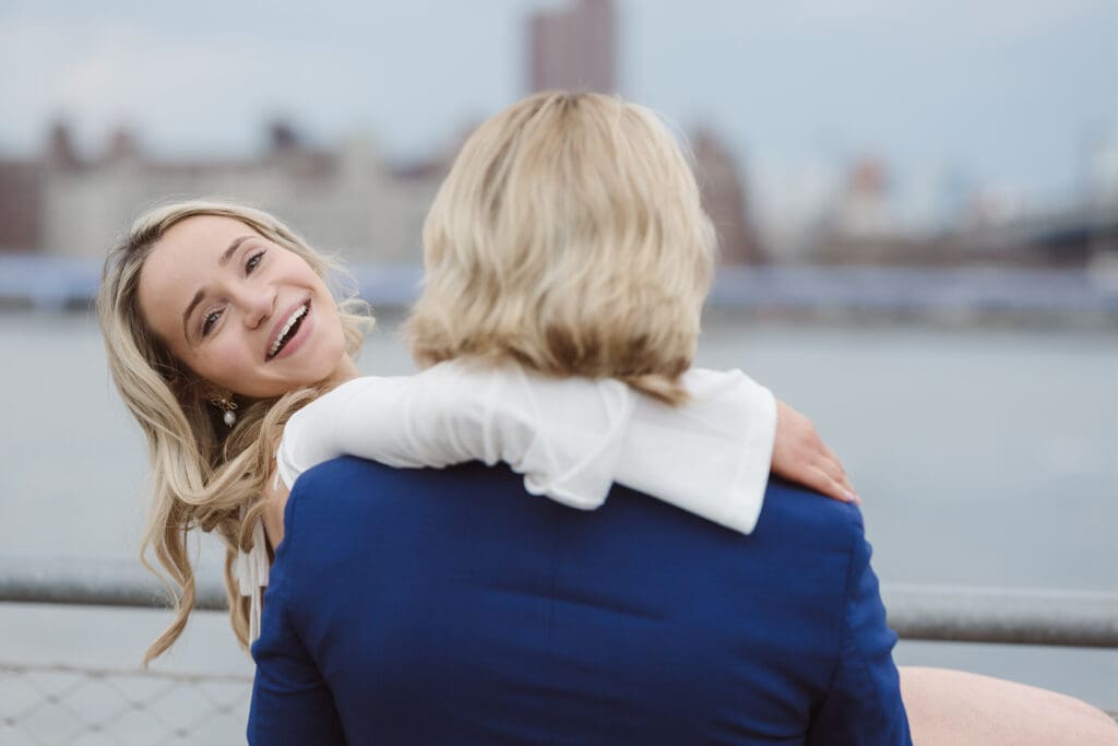 dumbo-brooklyn-nyc-engagement-photos-by-suess-moments