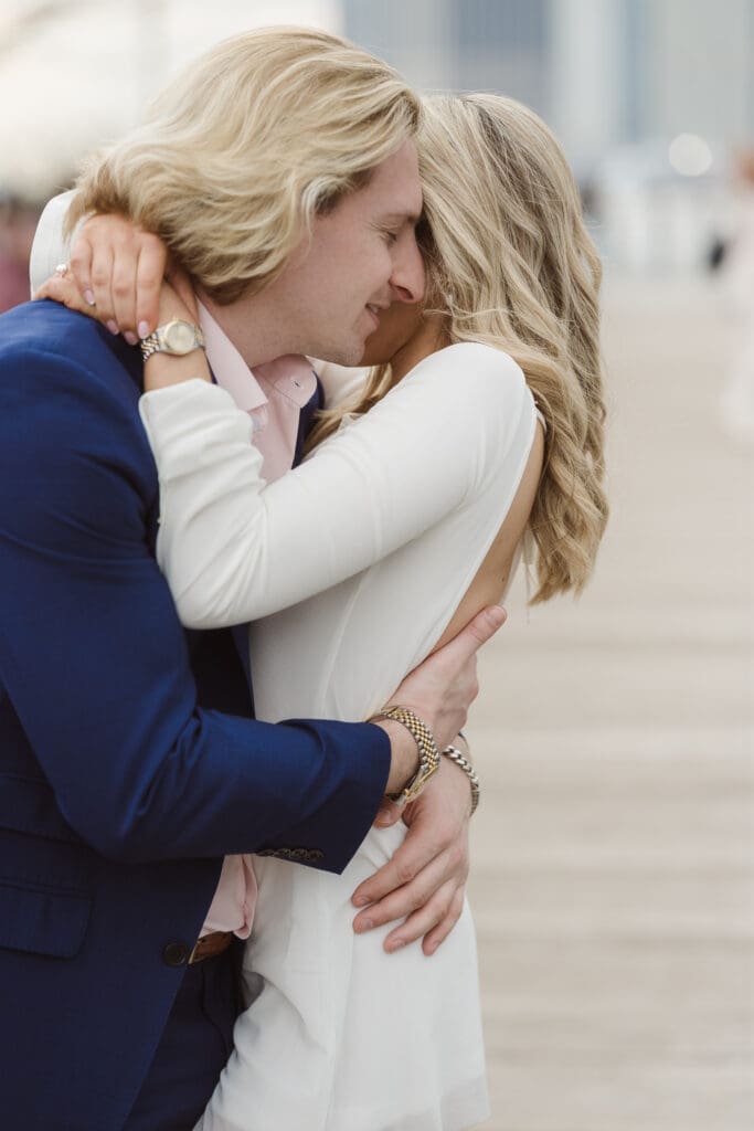 dumbo-brooklyn-nyc-engagement-photos-by-suess-moments
