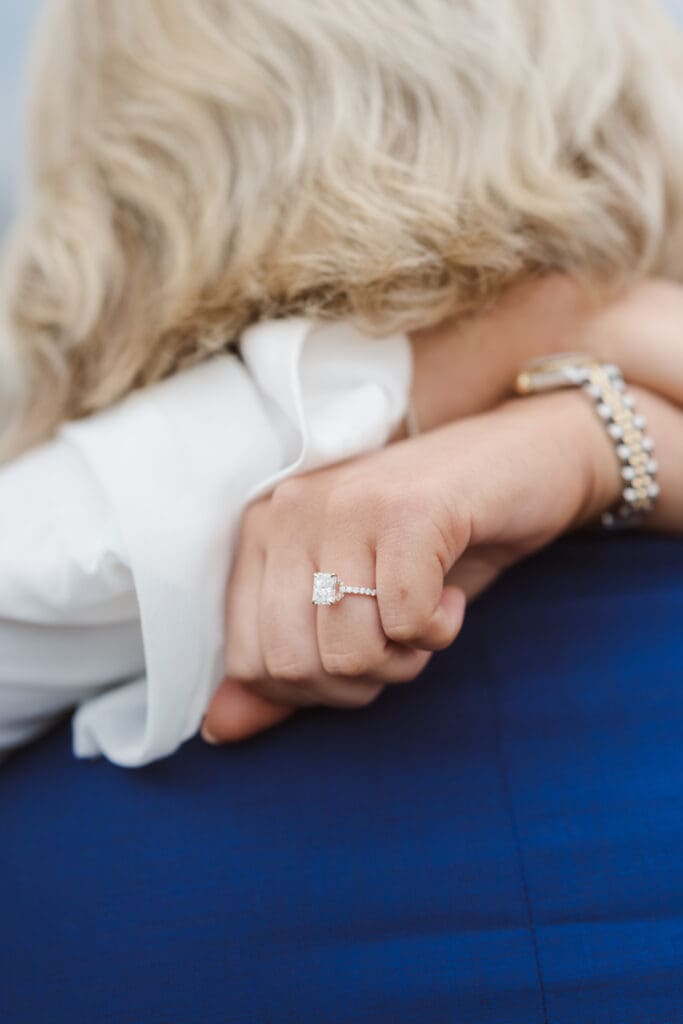 dumbo-brooklyn-nyc-engagement-photos-by-suess-moments