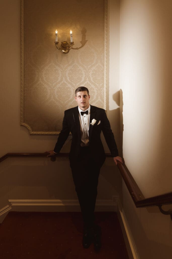 creative-groom-portrait-with-flash