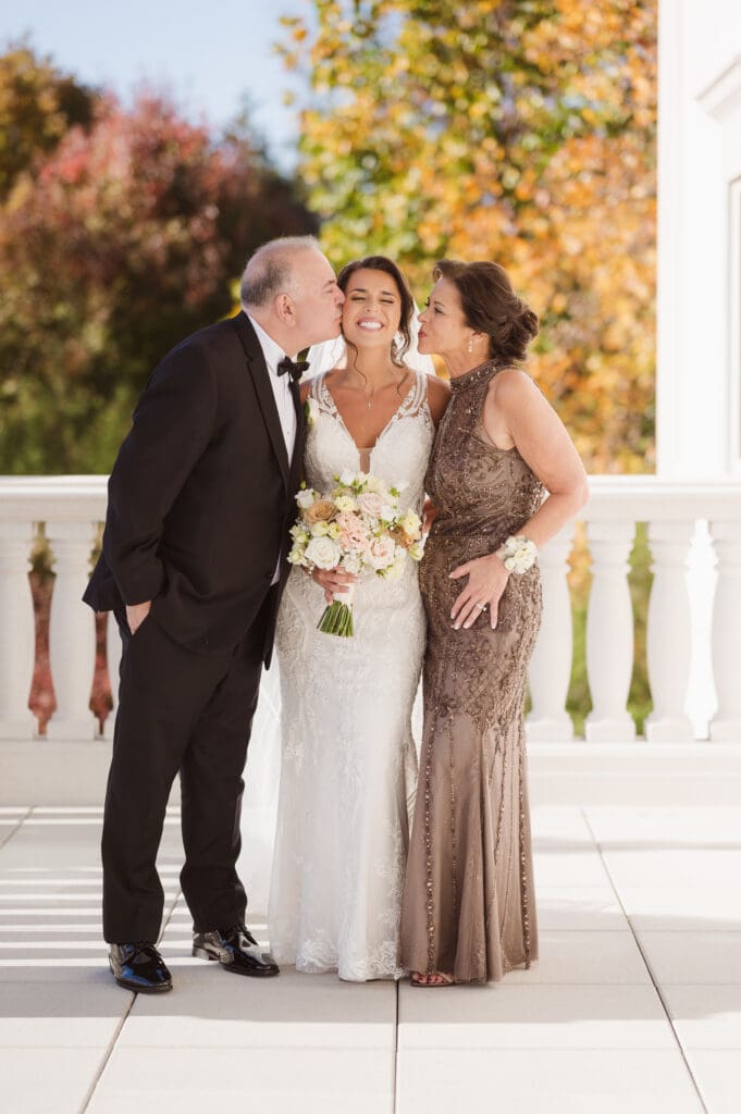 wedding-photos-at-the-palace-at-somerset-park-nj-by-suess-moments-photography