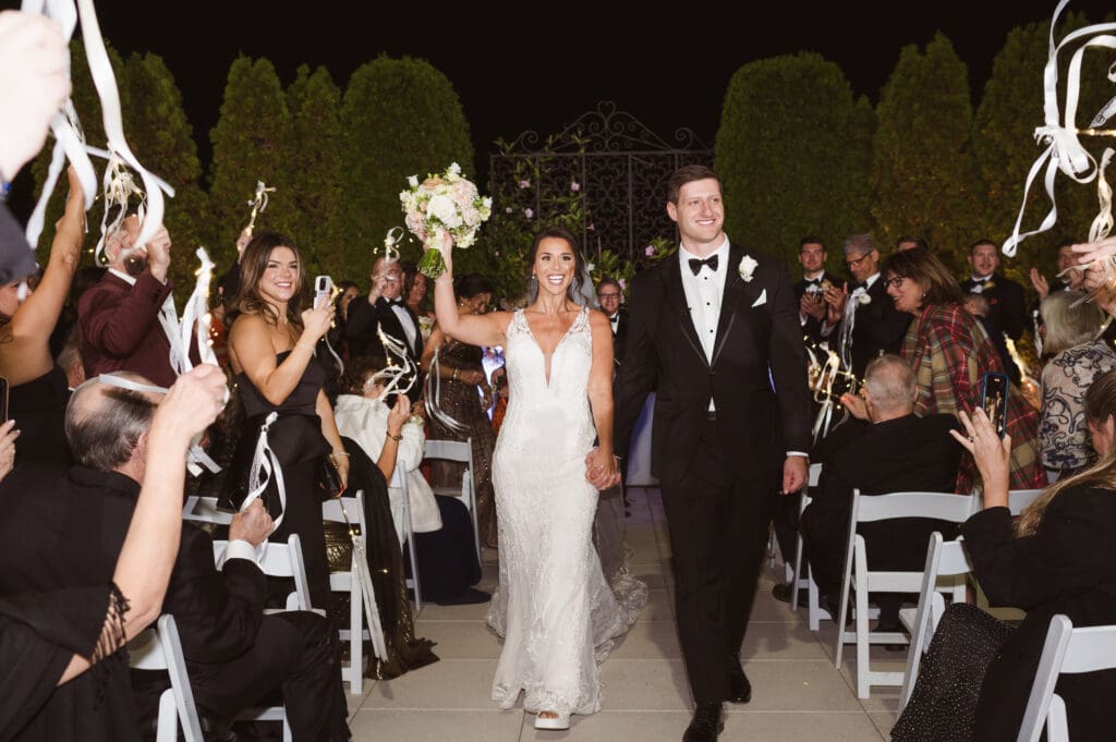 outdoor-night-ceremony-at-west-wing-palace-at-somserset-park-nj-by-suess-moments